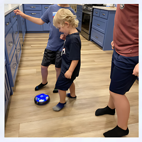 HoverBall™ - Ballon de football flottant avec lumière LED